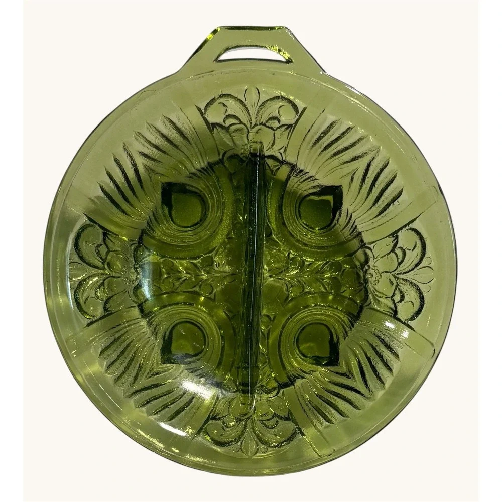 Vintage Indiana Glass Killarney Avocado Green Divided Relish Dish 7.5